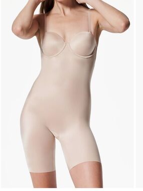 SPANXshape Suit Your Fancy Strapless Cupped Mid Thigh Bodysuit